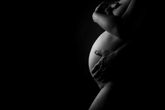 Kent newborn photography maternity bump black and white