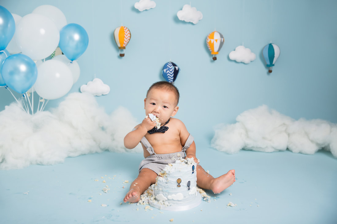 Cake Smash photography, first year, balloons, one, Baby photography Clare Long Photography Sidcup Kent London