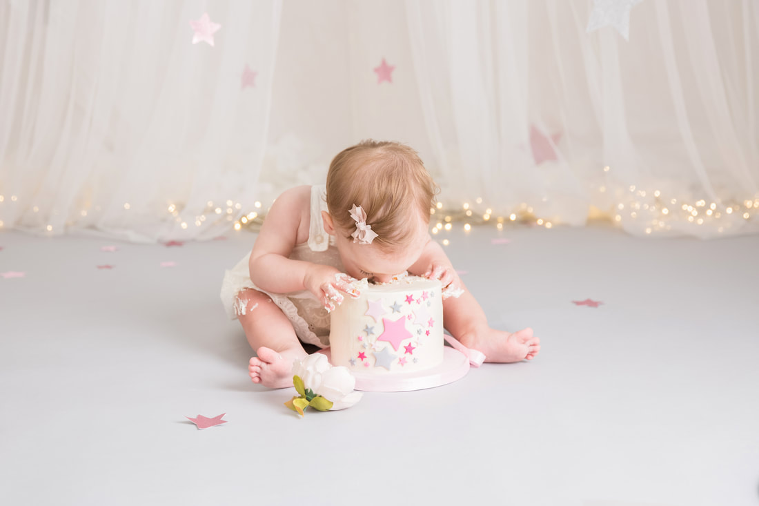 Clare Long photography cake smash pink flowers balloons first birthday london kent cake baby led weaning